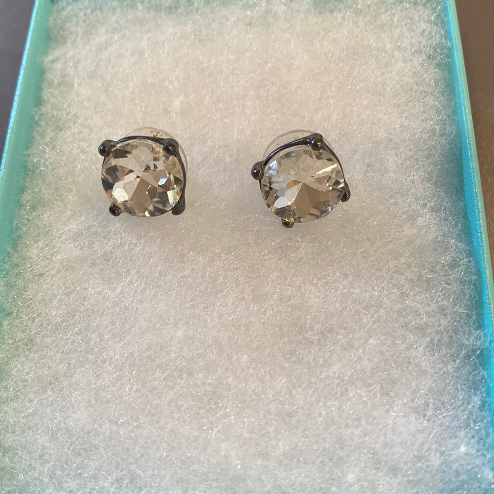 Express crystal stud earring